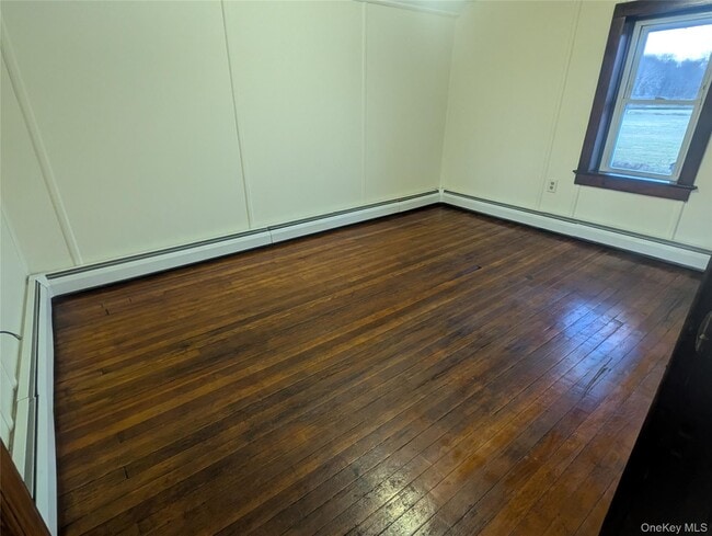 Building Photo - 217 King Rd