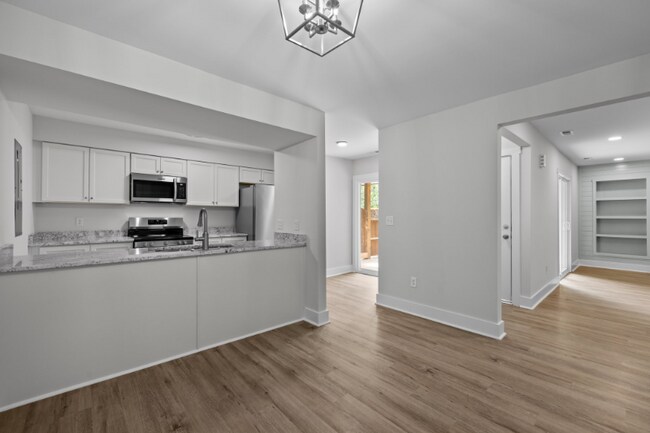 Building Photo - 196 Finley Forest Dr