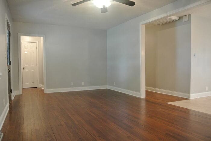 Building Photo - 455 S Taylor Ave