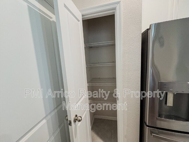 Building Photo - 2144 Laceflower Dr