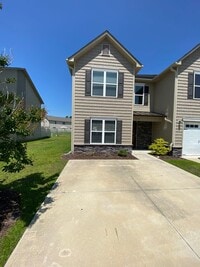 Building Photo - Town Home for Rent Minutes From Piney Gree...