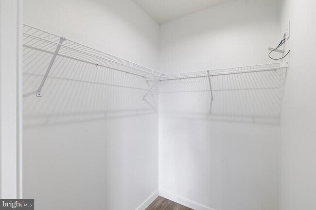 Building Photo - 915 N Broad St