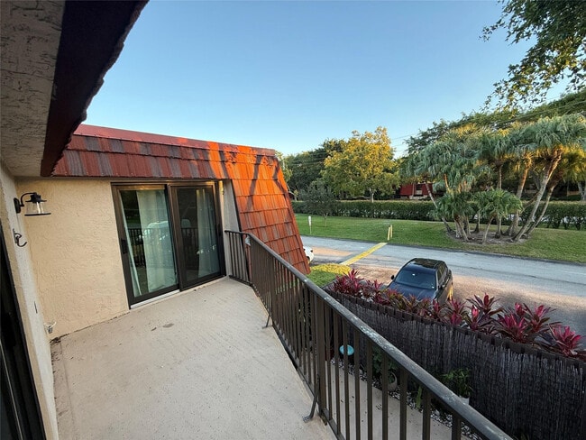 Building Photo - 8535 Boca Rio Dr