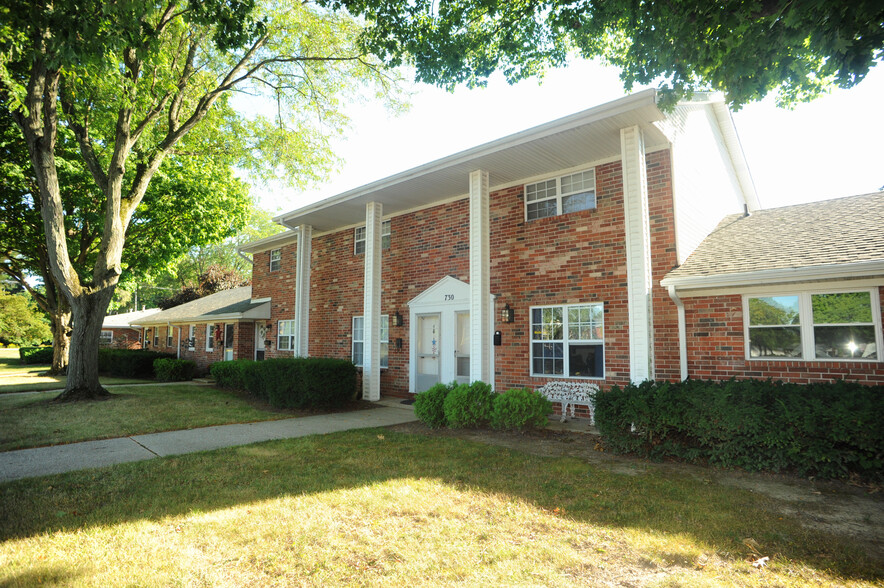 Village West Apartments - 736 Colony Ct Niles MI 49120 | Apartment Finder