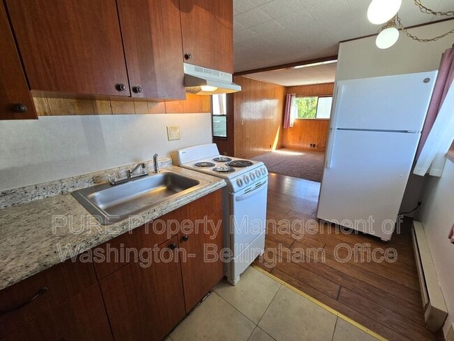 Building Photo - 7394 Birch Bay Dr