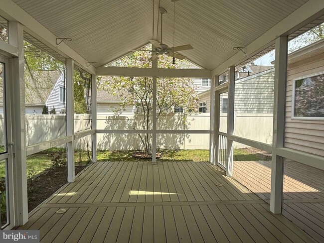 Building Photo - 28492 Woods Dr