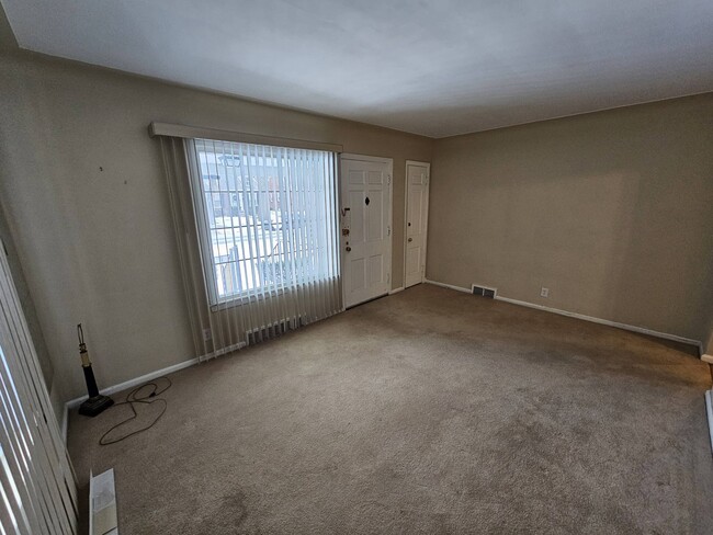 Building Photo - 19776 Monica St