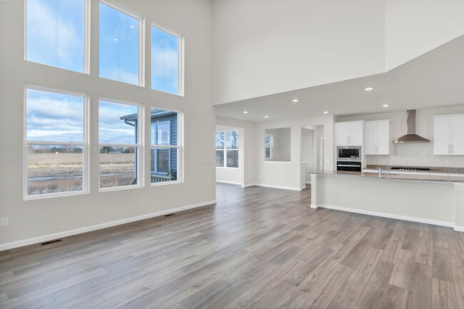 Building Photo - 668 Branson Dr