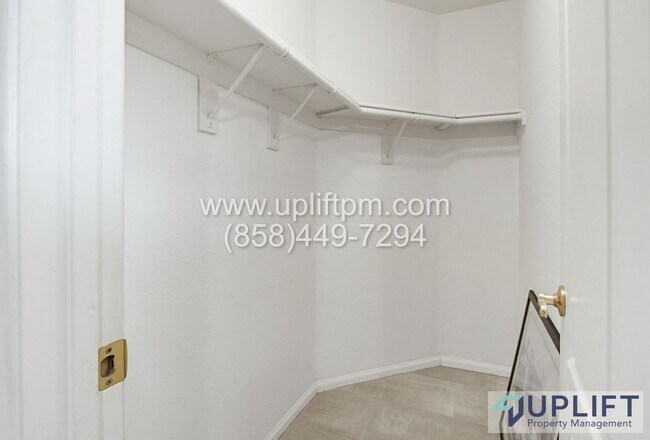 Building Photo - 24427 Del Amo Rd