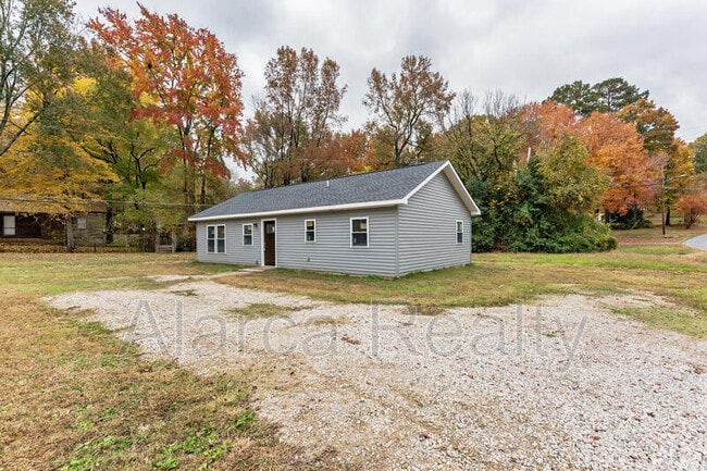 Building Photo - 7461 Elwood Dr