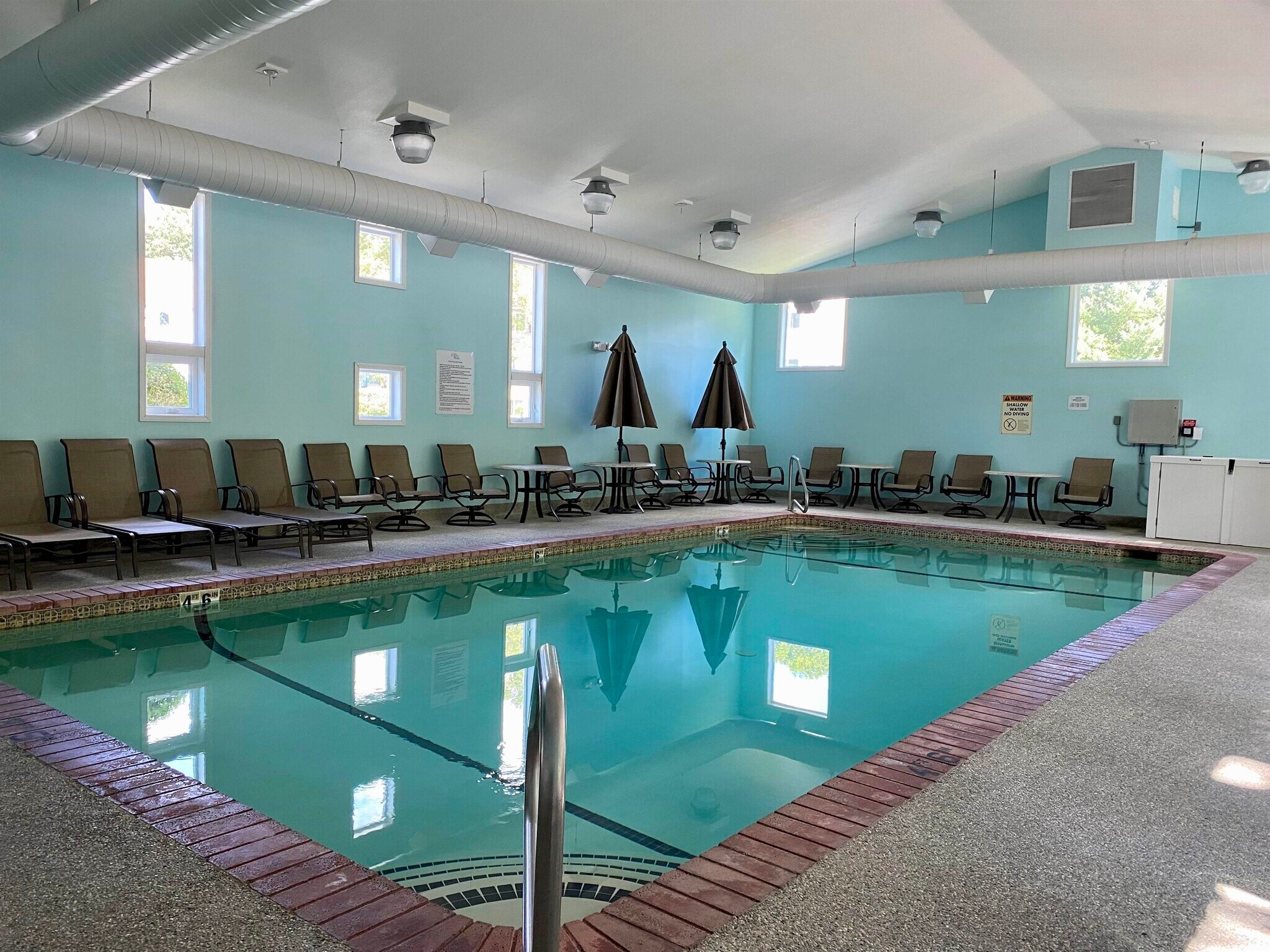 Building Photo - 120 Fisherville Rd