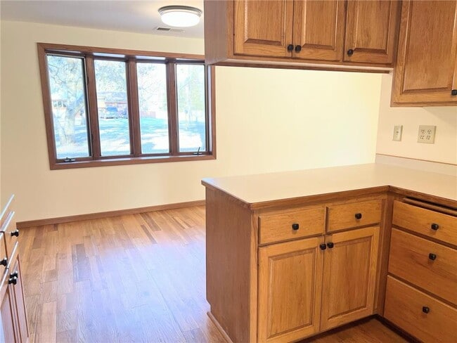 Building Photo - 1670 Stillwater St