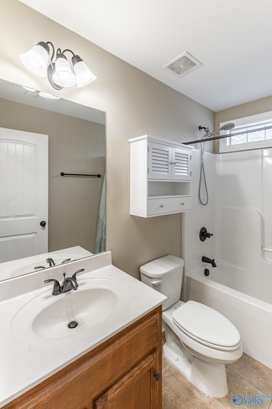 Building Photo - 126 Autumn Wind Dr