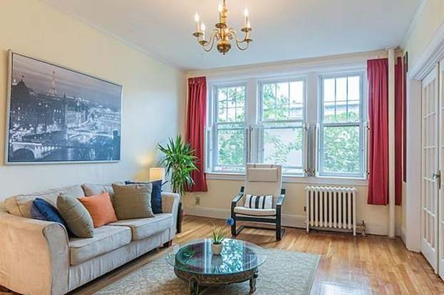 Building Photo - 10 Jamaicaway-