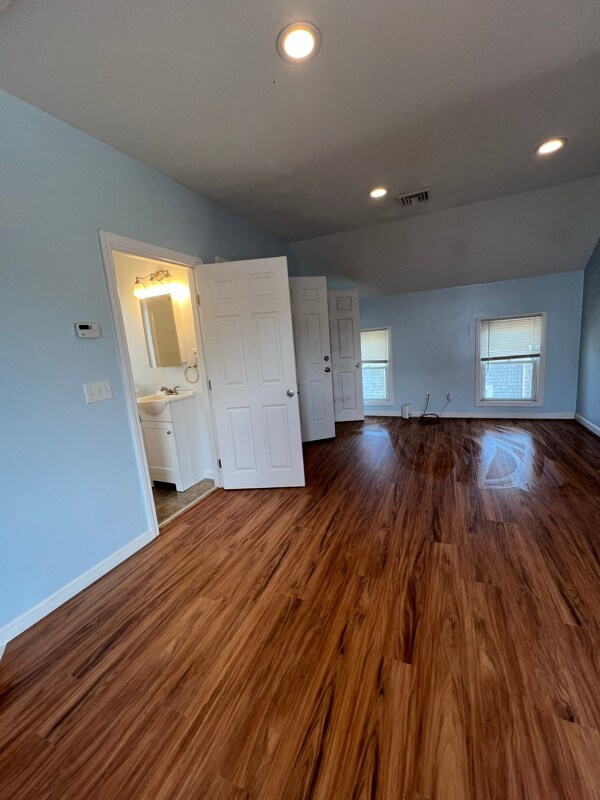 Building Photo - 93 Belleville Rd