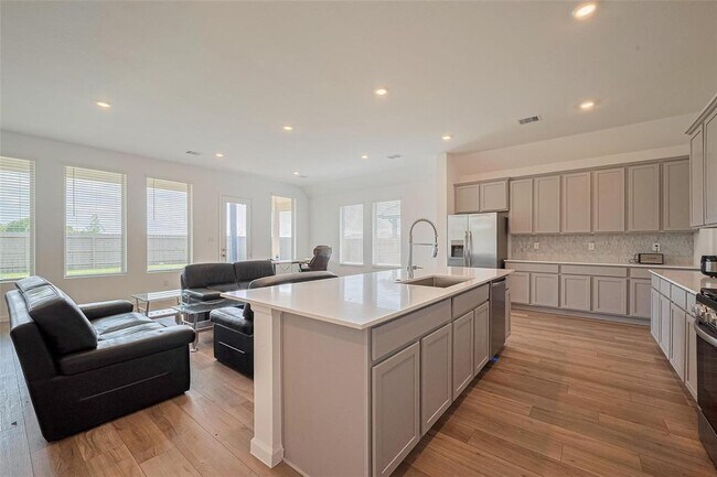 Building Photo - 2430 Dewford Fls Dr