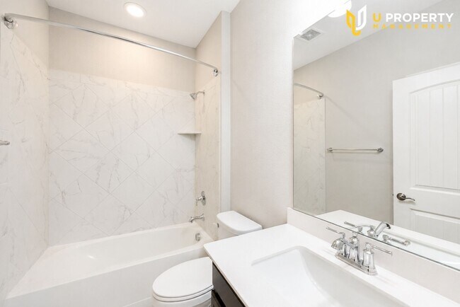 Building Photo - 4509 Expedition Dr