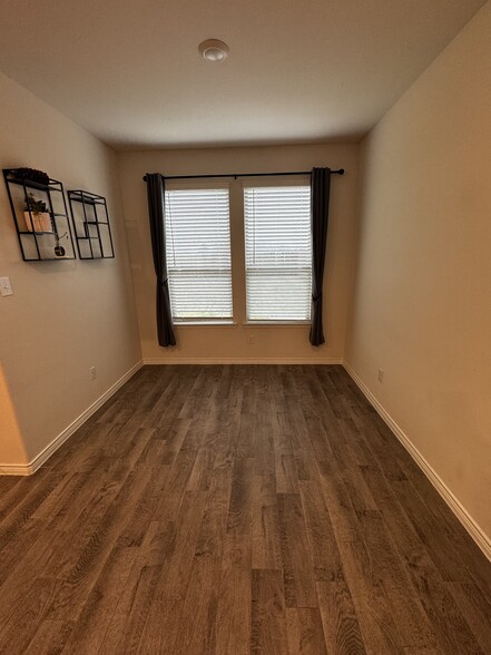 Dining room - 2908 Pondside Ln