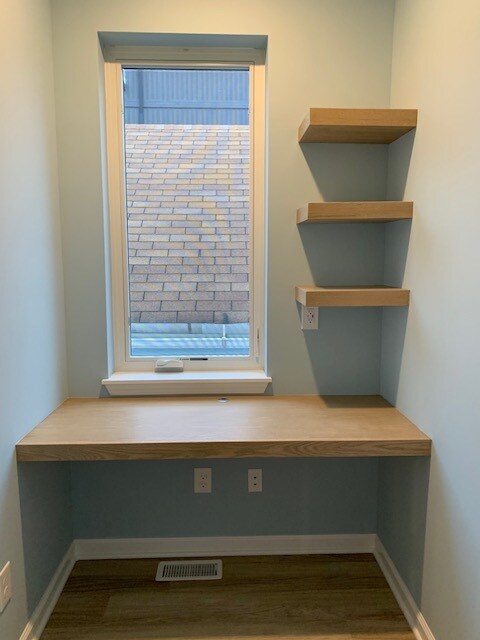 Building Photo - 2451 Thurman Ave