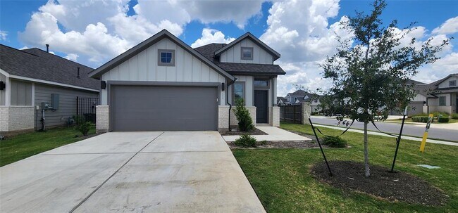 Primary Photo - 425 Mira Mesa Dr