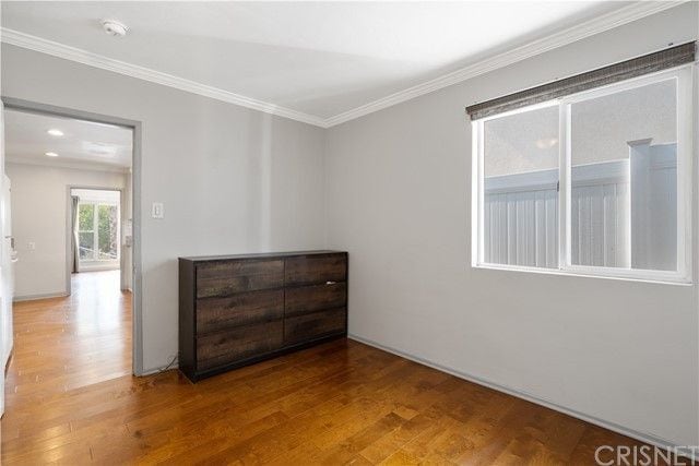 Building Photo - 10724 Nassau Ave