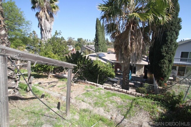 Building Photo - 15170 Andorra Way