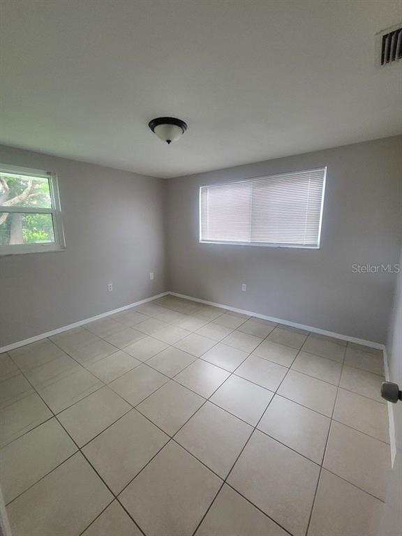 Building Photo - 7815 Waxwood Dr