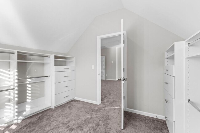 Building Photo - Immaculate, Upgraded Home with Custom Features and Spacious Outdoor Living