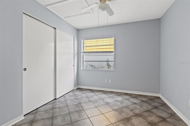 Building Photo - 12808 Dunhill Dr