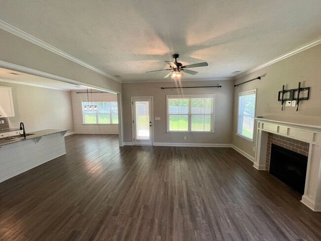 Building Photo - Whispering Pines 4 Bedroom 3.5 Bathroom Re...