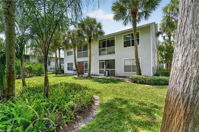 Building Photo - 1915 Courtyard Way
