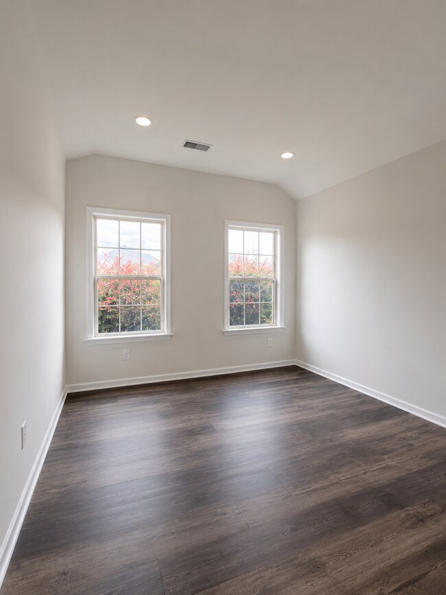Building Photo - COMING SOON FOR RENT- EAST MONTGOMERY
