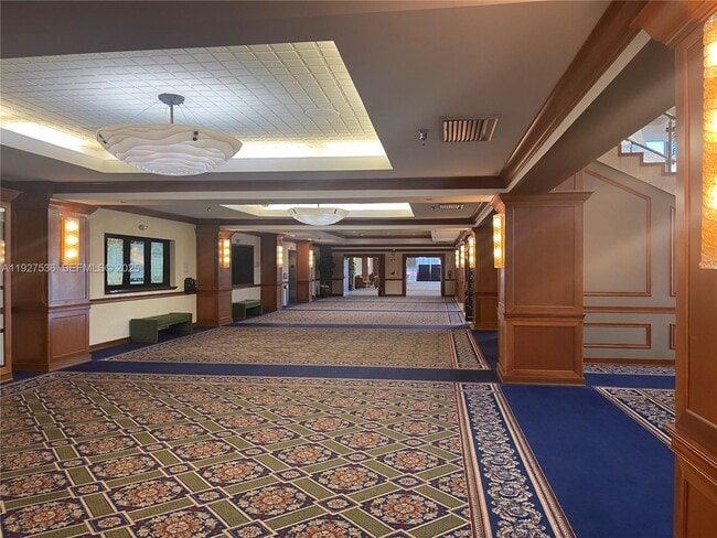 Building Photo - 12850 SW 4th Ct