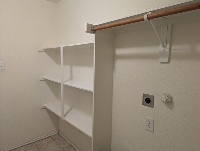 Building Photo - 22031 Silverfield Park Ln
