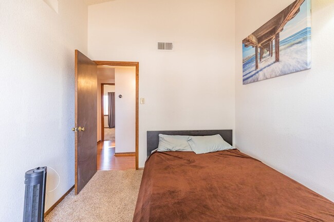 Building Photo - Cozy Three Bedroom Home with Solar Panels