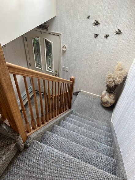 Building Photo - 4 Courter Ln