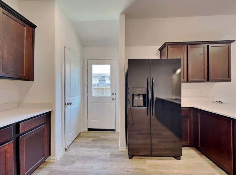 Building Photo - 4892 Bolanzo Ln