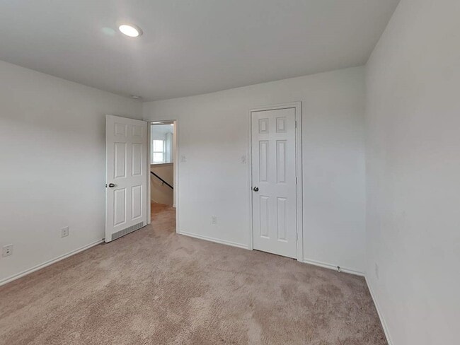 Building Photo - 18726 Faustina Way