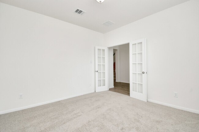 Building Photo - 304311 Crystal Strm Ln