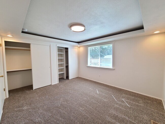 Building Photo - $2,400.00 - 4 Bed / 2 Bath Home in Upper South Hill with Large Backyard