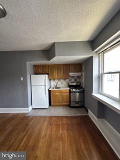 Building Photo - 6621 Blakemore St