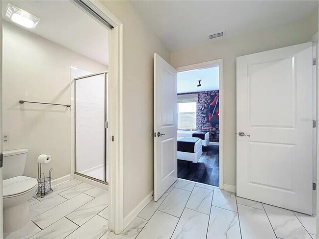 Building Photo - 9048 Sand Trap Dr