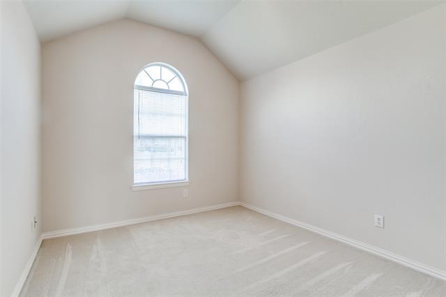 Building Photo - 2705 Emerald Ln