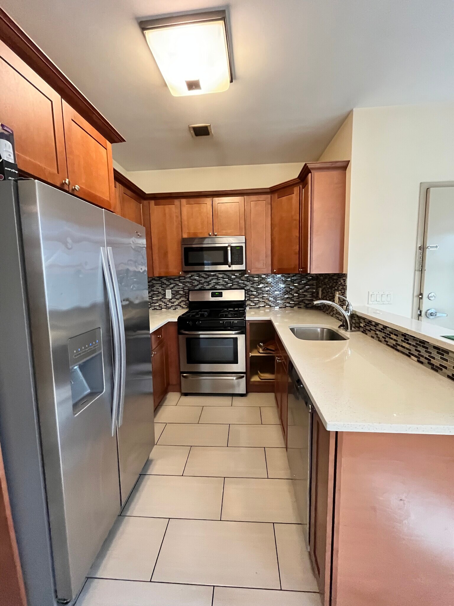 50 Oak St 203 - 30 Oak St
