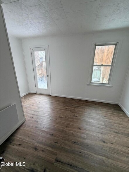 Building Photo - 200 Mohawk St