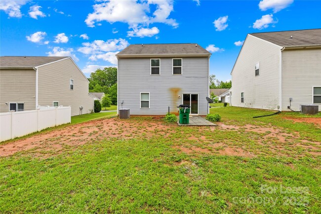 Building Photo - 9615 Weikert Rd