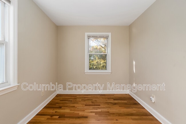 Building Photo - 5053 11th St NE