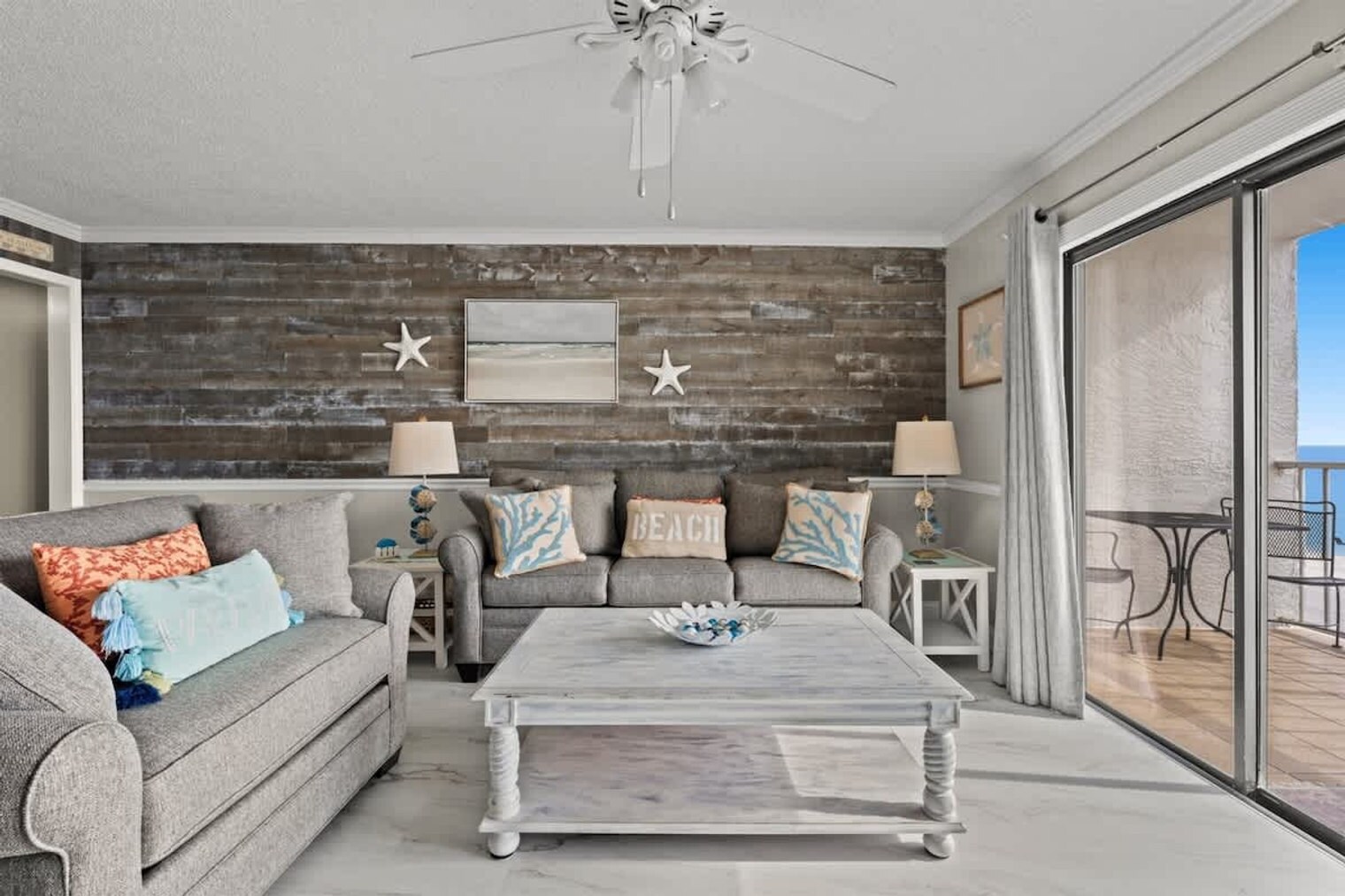 Building Photo - 8743 Thomas Dr