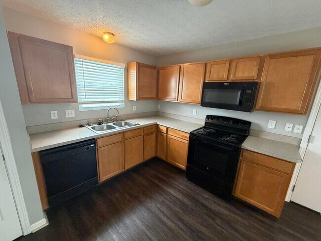 Building Photo - 9335 Polaris Green Dr