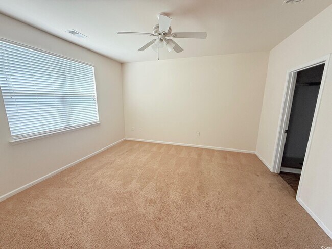 Building Photo - 162 Mountain Ash Ln